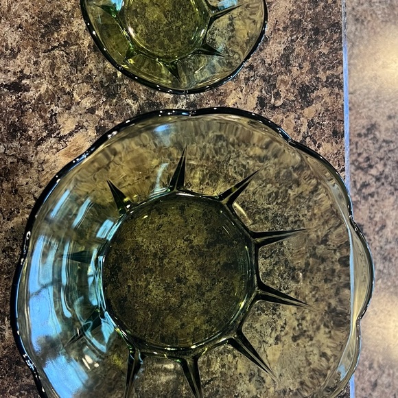 Anchor Hocking Chip & Dip Bowls - Picture 4 of 9